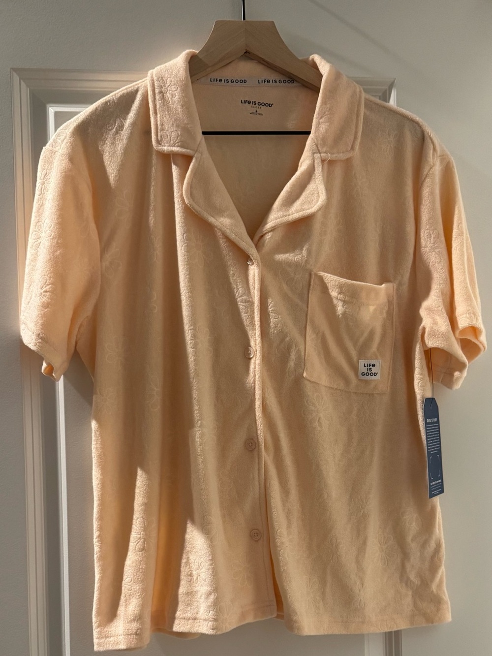 Life Is Good Peach-Blend Short Sleeve Button-Up Shirt